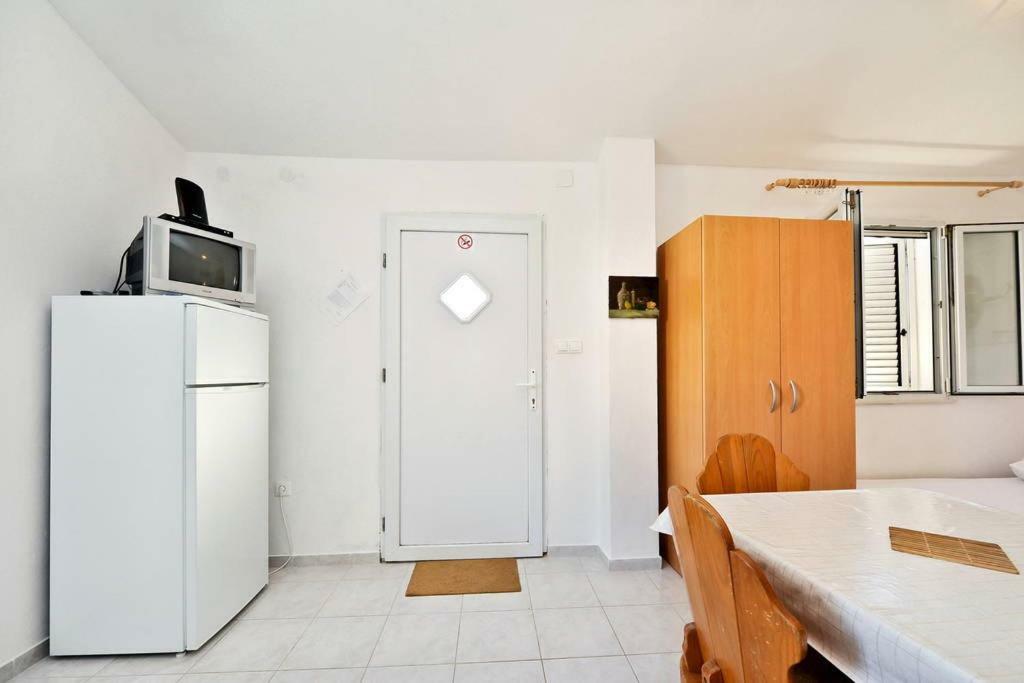 4 Adriatic Apartment Pag Pag Town Exteriör bild
